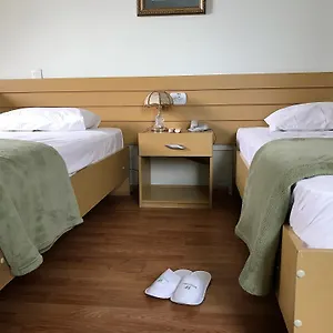 3* Hotel Family